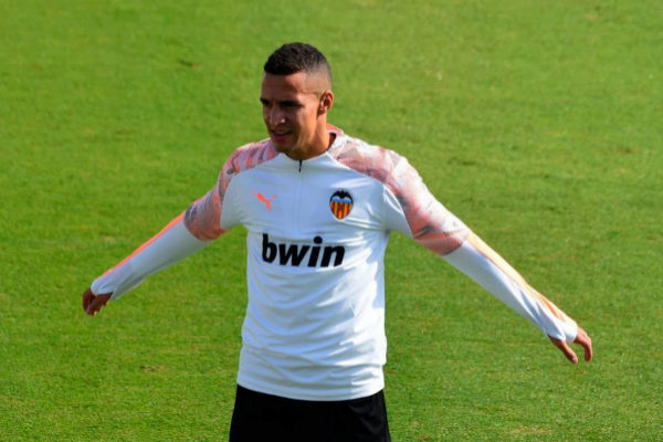 Rodrigo Moreno en un entrenamiento con el Valencia CF antes de la...