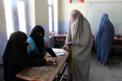 Afganistn vota para ahuyentar el miedo y la frustracin