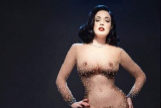 Dita Von Teese se revela contra la censura de Instagram con un vestido transparente