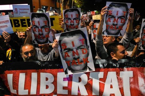 Independentistas catalanes concentrados este mircoles en Viladecans,...