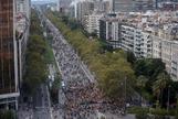 Miles de personas entran en Barcelona en protesta por la sentencia del procs.
