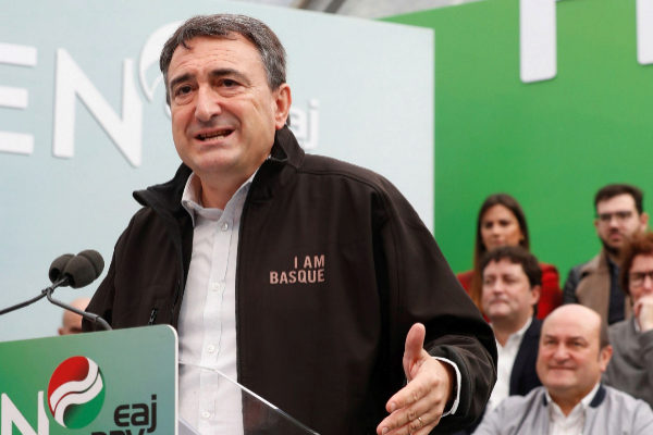 Porque El Bilbao Solo Ficha Vascos