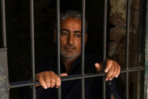 Muzaffar Ghanghro estuvo en prisin unas semanas hasta que fue liberado.