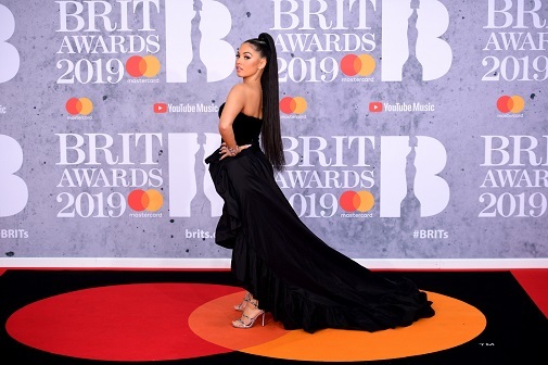 Mabel en la alfombra roja de los Premios Brit 2019 a los que estaba nominaa como 'Mejor artista revelacin' - Gtres