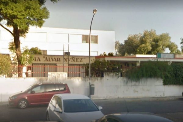 Puerta del instituto Alvar Nez, en Jerez de la Frontera, donde se...