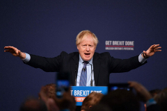 Boris Johnson durante el lanzamiento de su manifiesto.