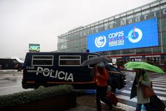 Las huelgas de autobuses y Metro amenazan los refuerzos en el transporte por la Cumbre del Clima