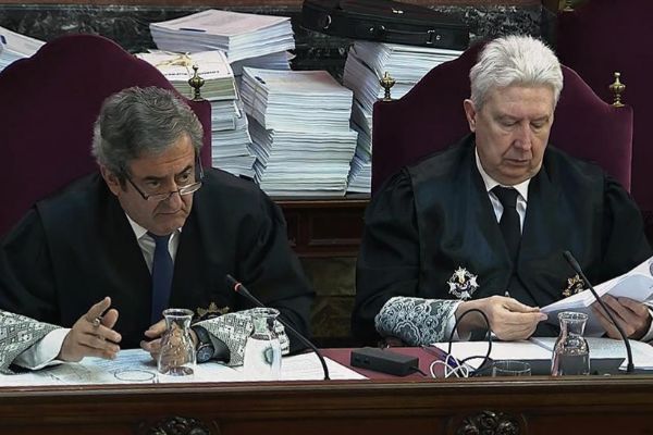 Los fiscales Javier Zaragoza y Fidel Cadena, durante el juicio del...