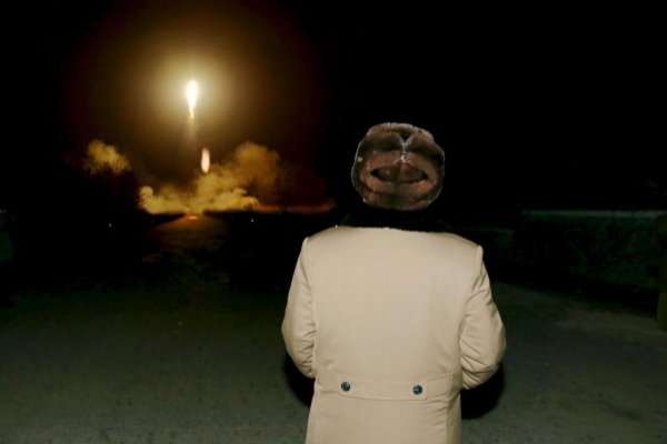 Kim Jong Un presencia un test nuclear norcoreano.