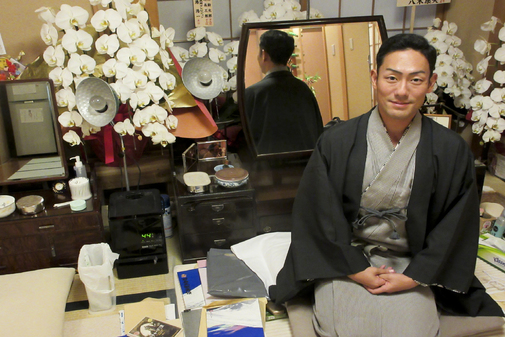 El actor de kabuki Kankuro Nakamura, en su camerino.