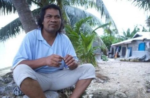 Ioane, de 43 aos, casado y padre de tres hijos, huy de Kiribati, la isla donde naci, al comprobar que el mar se la tragaba por el cambio climtico.