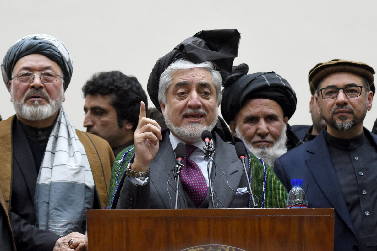 Abdullah Abdullah en la rueda de prensa en la que ha rechazado los resultados electorales.