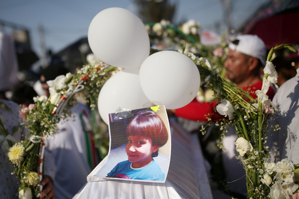 Fotografa de Ftima en su entierro en Ciudad de Mxico. | REUTERS