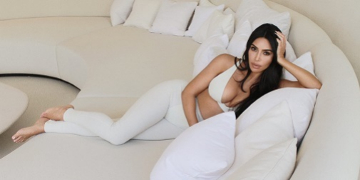 Imagen de campaa de Skims, la marca de lencera de Kim Kardashian y Kanye West