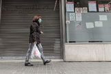 Oficina del Servef en Valencia cerrada al pblico por motivo del coronavirus.