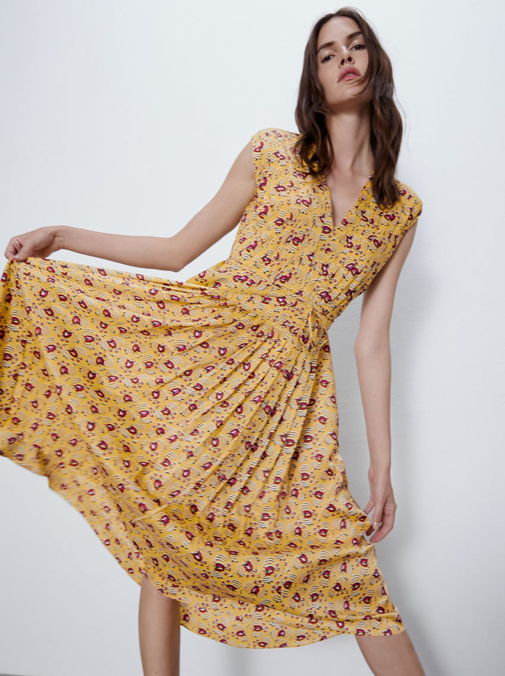Karu Gruñido Pais de Ciudadania Zara tiene ahora a mitad de precio el vestido amarillo que triunfará este  verano | Moda