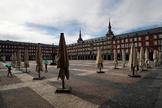 Terrazas cerradas en la Plaza Mayor de Madrid