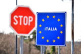 Lipica (Slovenia).- (FILE) - A sign showing the entrance to Italy hangs at a currently closed border point between Slovenia and Italy at Lipica, Slovenia, 12 March 2020 (reissued 16 May 2020). Italy's government signed a decree on 15 May allowing travel to and from the country starting 03 June 2020, amid a gradual easing of coronavirus lockdown measures. Quarantine will no longer be mandatory for EU citizens traveling to Italy from EU countries. (Abierto, lt;HIT gt;Italia lt;/HIT gt;, Eslovenia) EPA/
