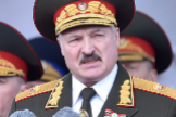 Lukashenko, en un desfile militar el 9 de mayo en Minsk.