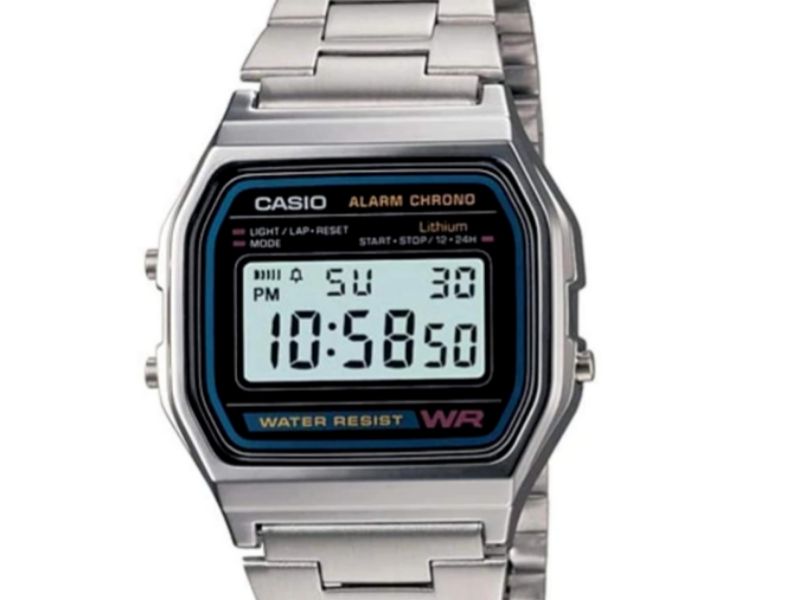 Sarabo árabe Pareja derivación El reloj Casio que se ríe de los 'smartwatches' y que puedes comprar por 11  euros | Tecnología. Informática y electrónica