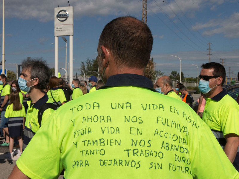 Trabajadores de una subcontrata protestan a las puertas de Zona Franca