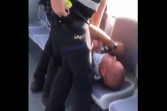 Renfe  expedienta a dos vigilantes por agredir a uno de los pasajeros