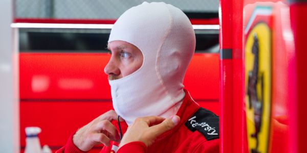 Vettel, el sbado, en el garaje de Ferrari.