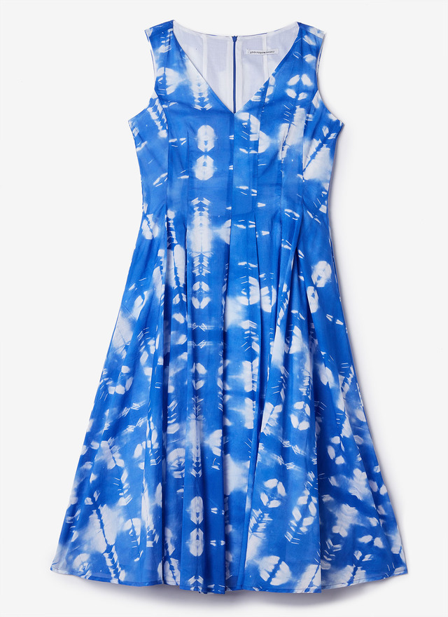 Vestido azulón de Adolfo Dominguez | Moda | EL MUNDO