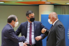 Pedro Snchez, junto al presidente chipriota, Nicos Anastasiades, y el primer ministro de Bulgaria, Boiko Borisov, en la cumbre de los lderes de la UE