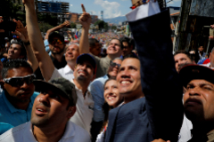 Capriles y Guaid durante una manifestacin en Caracas.