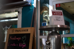 Bar de copas Peaches, en la localidad alemana de Garmisch-Partenkirchen, donde supuestamente se produjo el contagio masivo.