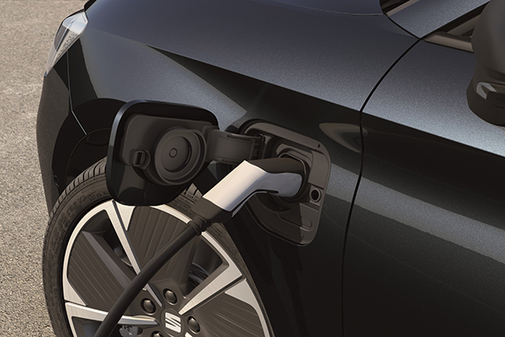 El nuevo Seat Len e-Hybrid recorre hasta 64 km en modo elctrico.