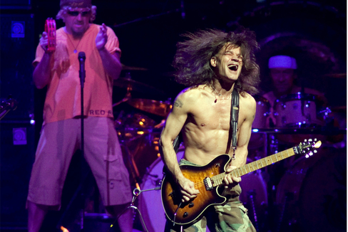 Muere Eddie Van Halen, hroe de la guitarra y leyenda del heavy metal