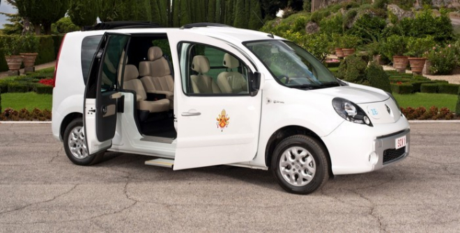 Renault Kangoo elctrica regalada al Papa en 2012