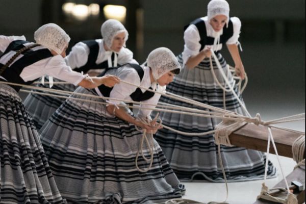 Escena de la obra 'Sonoma', de la compaa de danza contempornea La Veronal