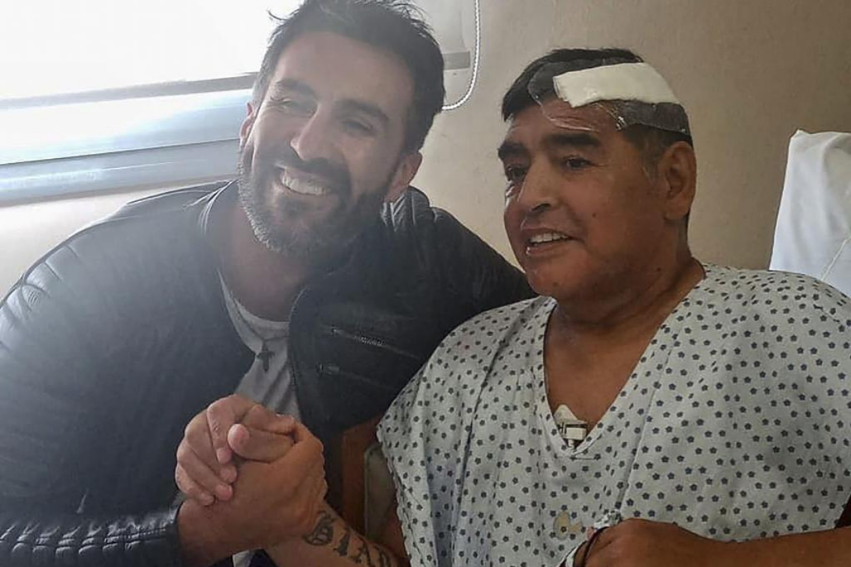 Imputan al médico de Maradona en la investigación por la muerte del astro  argentino | Fútbol