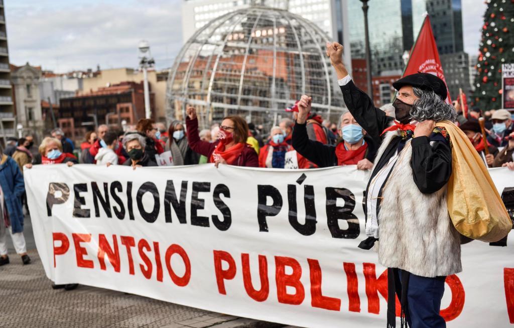 Manifestacin de pensionsitas y jubilados vascos celebrada el pasado lunes en Bilbao.