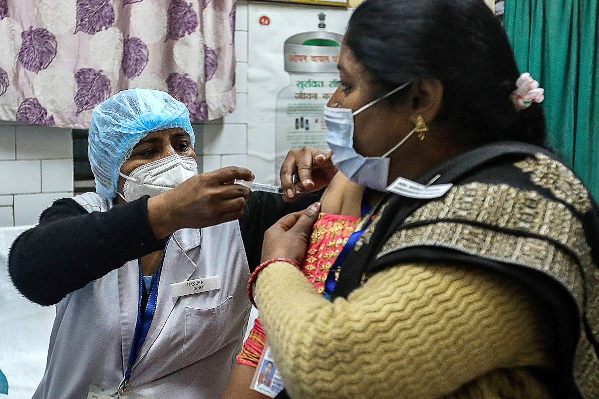 Ensayo de vacunacin en Nueva Delhi.