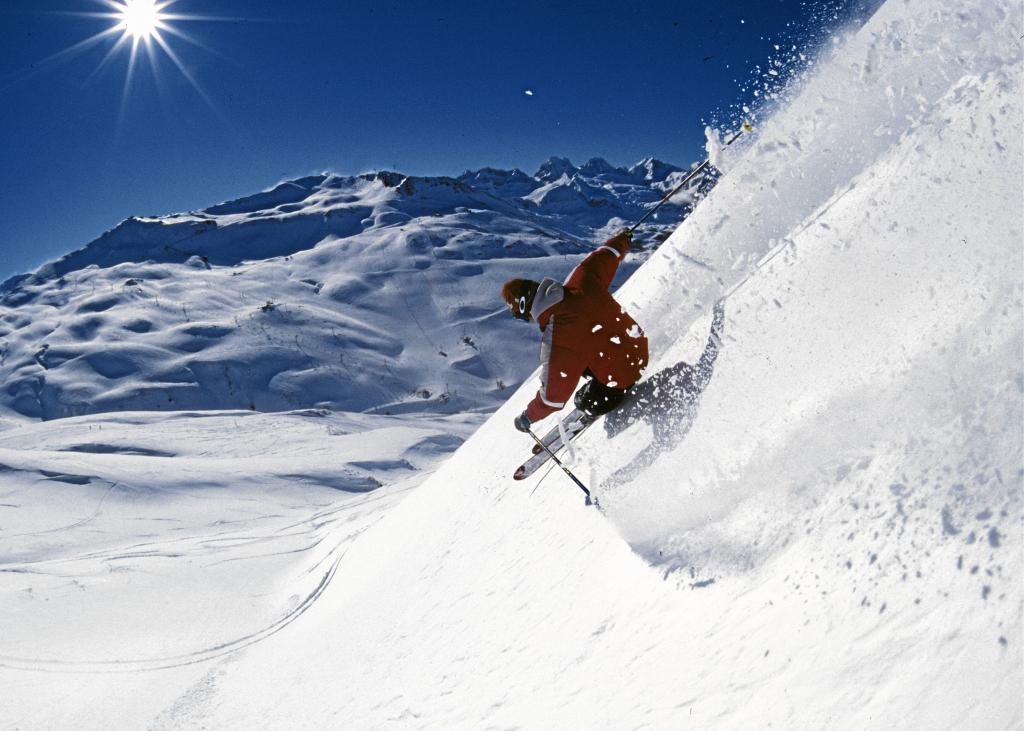 Siete hoteles por menos de 100 euros la noche para ir a esquiar sin dejarse la herencia