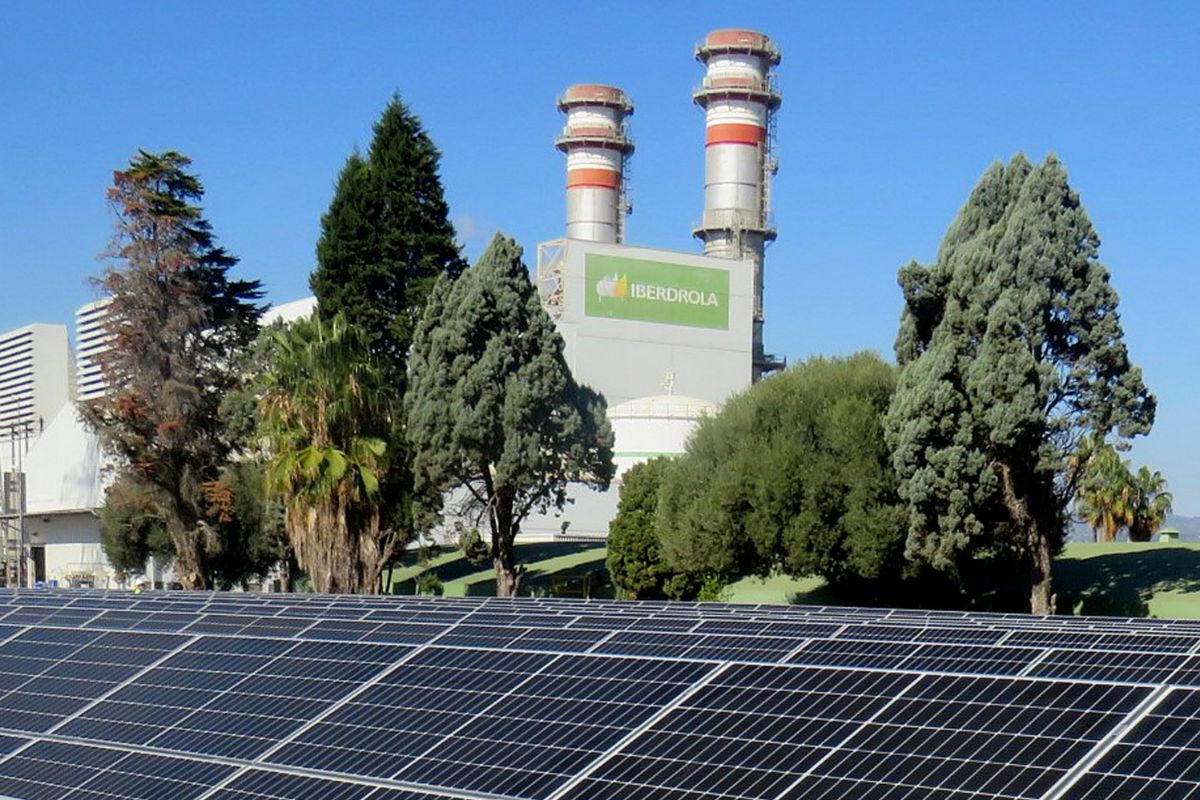Panta fotovoltaica del ciclo combinado de Castellón, un proyecto innovador en España.