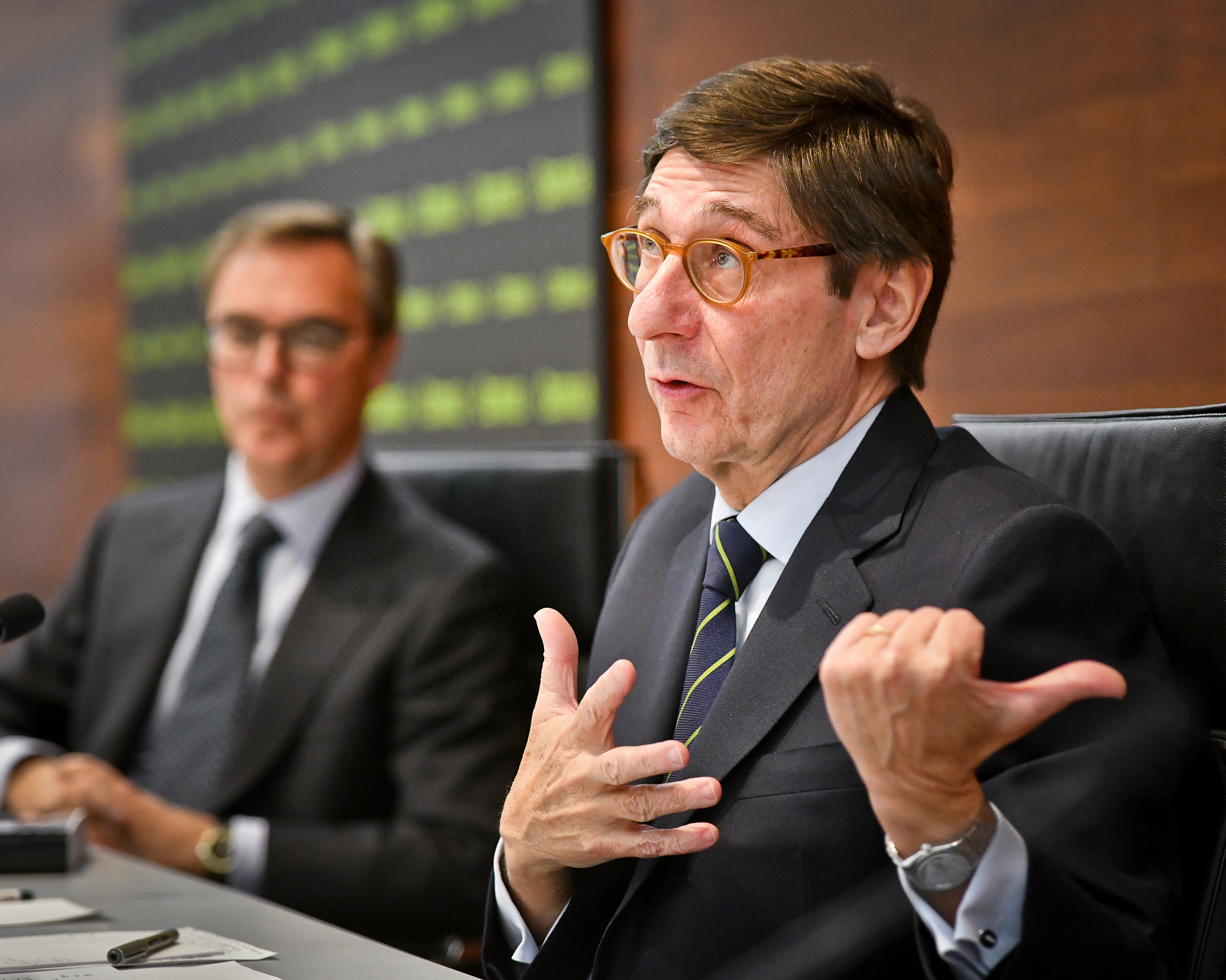 caixabank-toma-el-control-del-superbanco-y-goirigolzarri-pierde-a-su