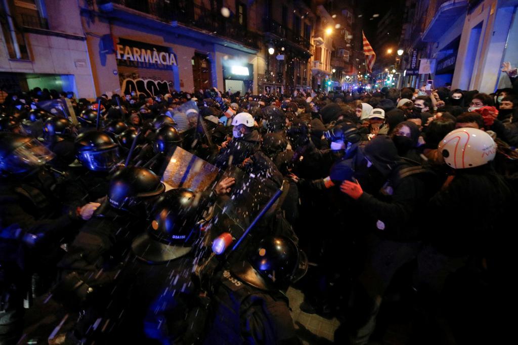 Enfrentamientos en Barcelona el pasado sbado por la noche.