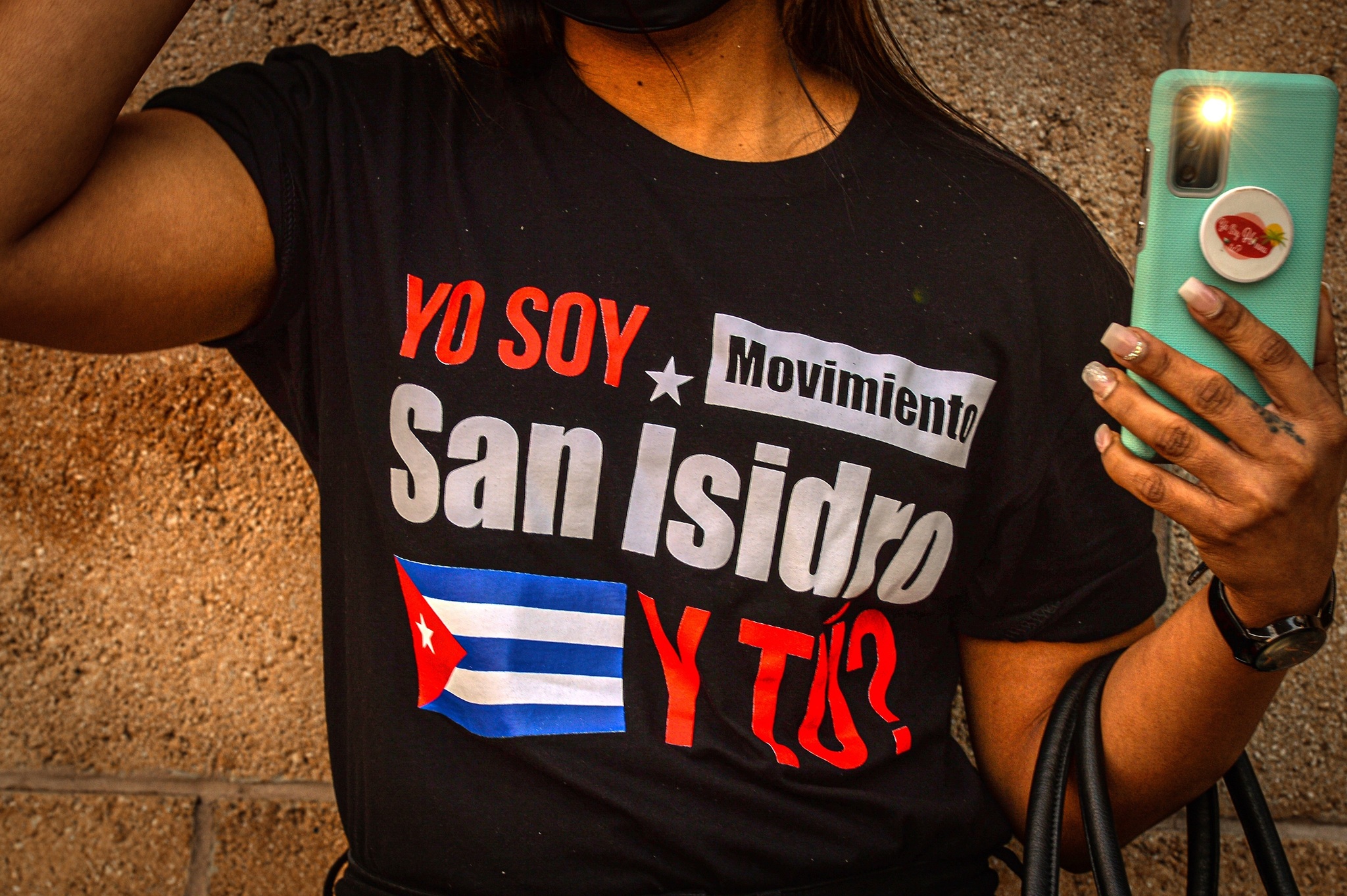 La camisa de estrellas de José Martí que enerva a La Habana