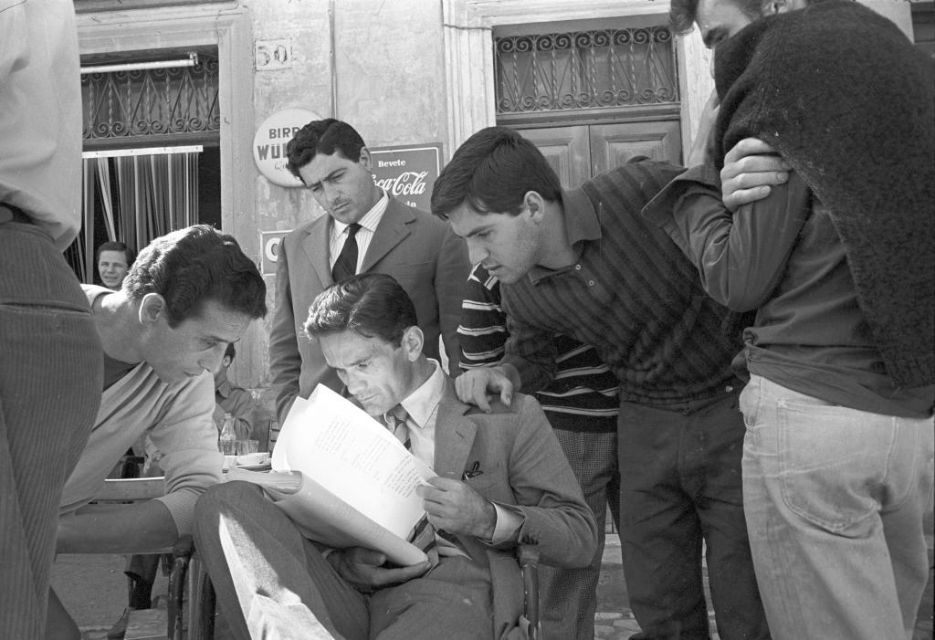 Pasolini durante el rodaje de 'Accattone' en 1961