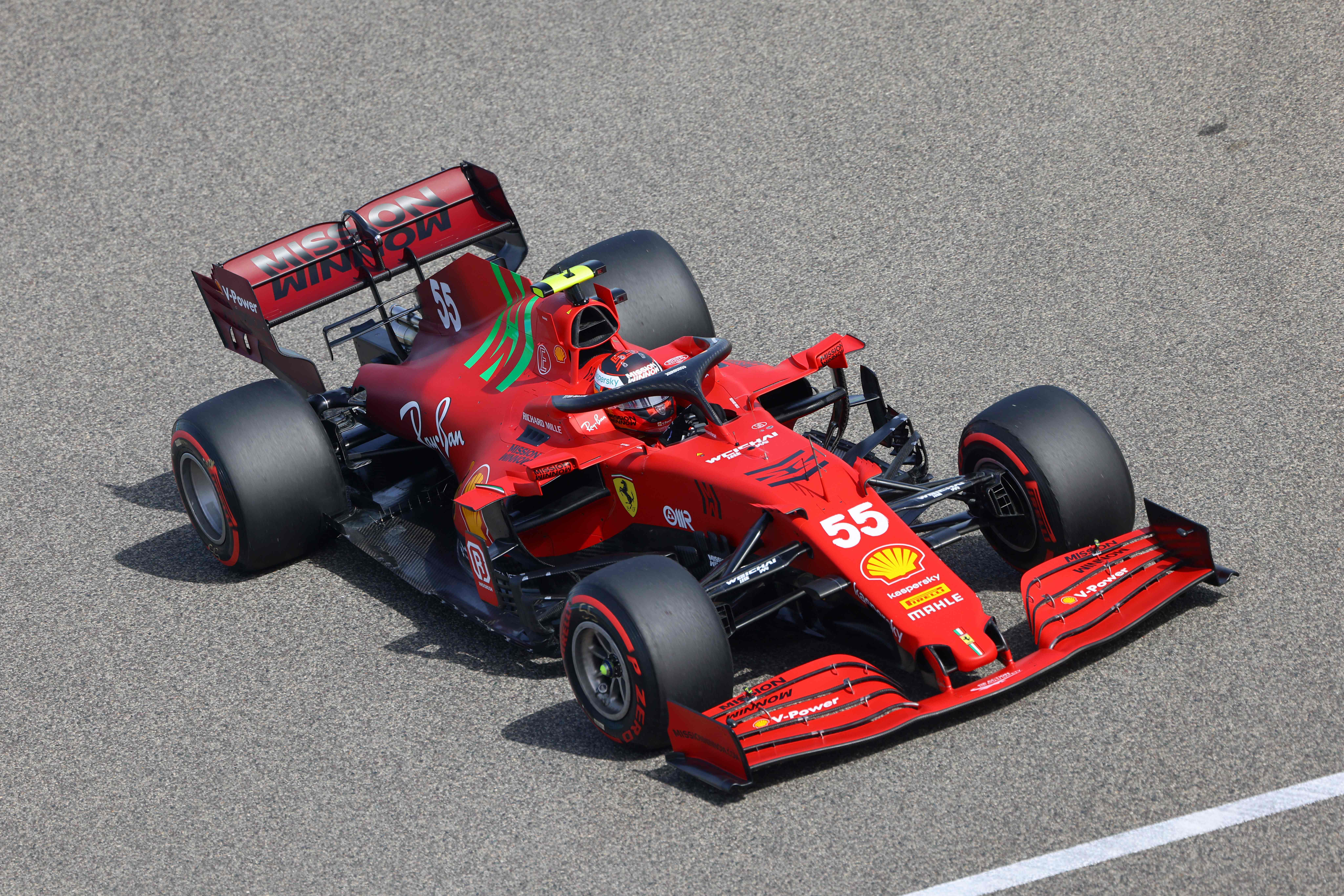 Sainz, con el Ferrari, el viernes en Sakhir.
