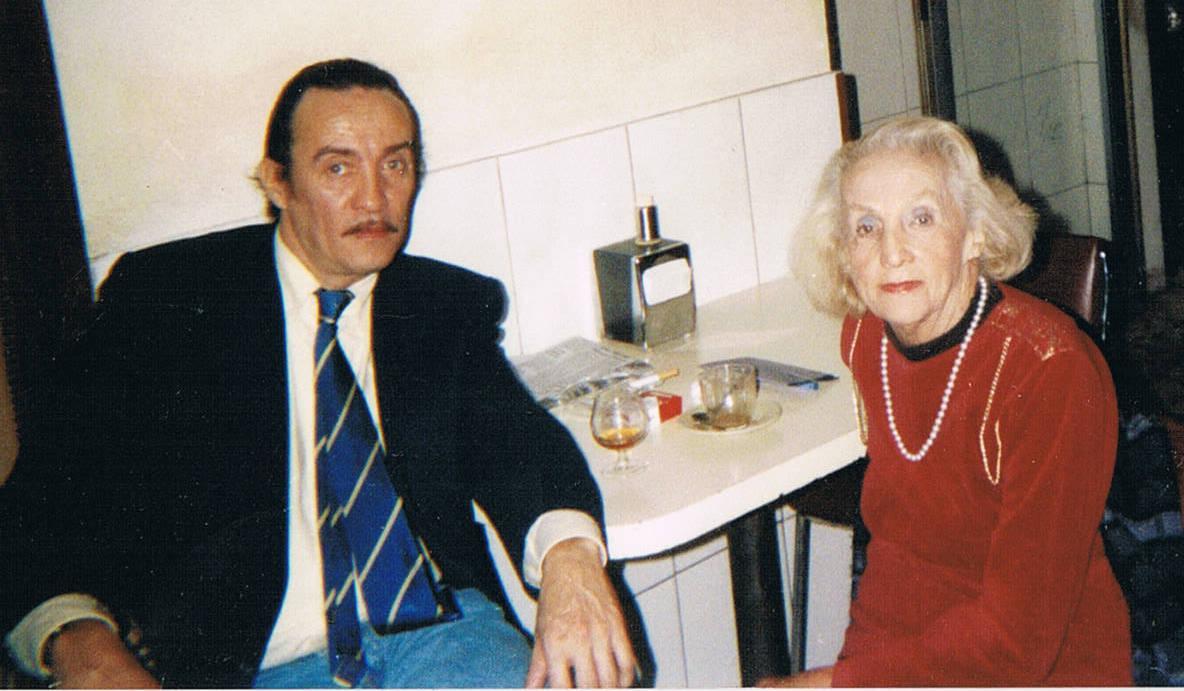 Su padre y su abuela, en el último encuentro que tuvieron en 1991.