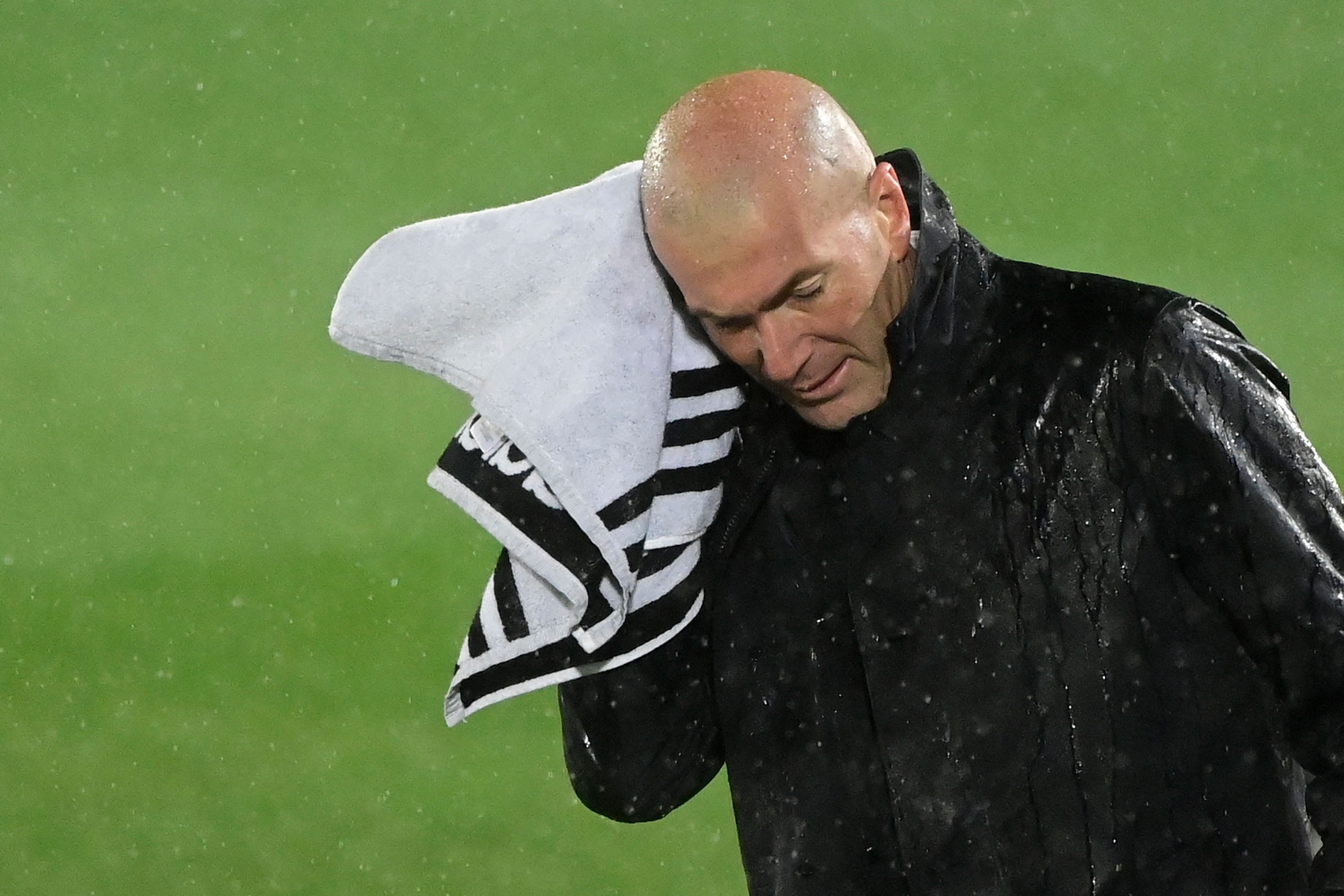 Zidane, durante el partido ante el Barcelona.