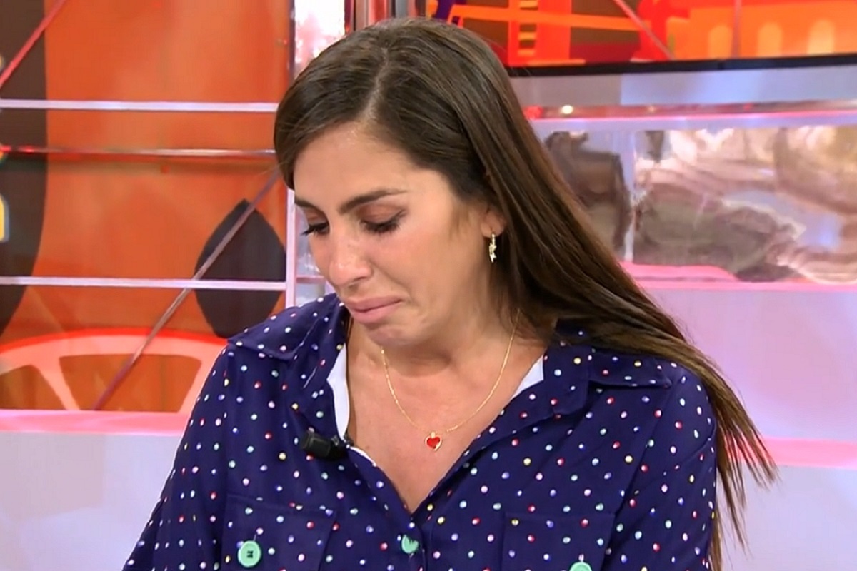 Anabel Pantoja rompe a llorar tras ver unas imgenes de Omar Snchez en Supervivientes 2021 y l le dedica un inesperado gesto.