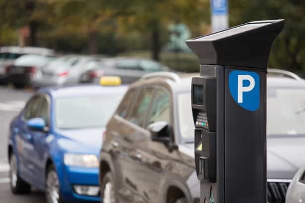 Los SUV grandes pagarán más por aparcar en las ciudades