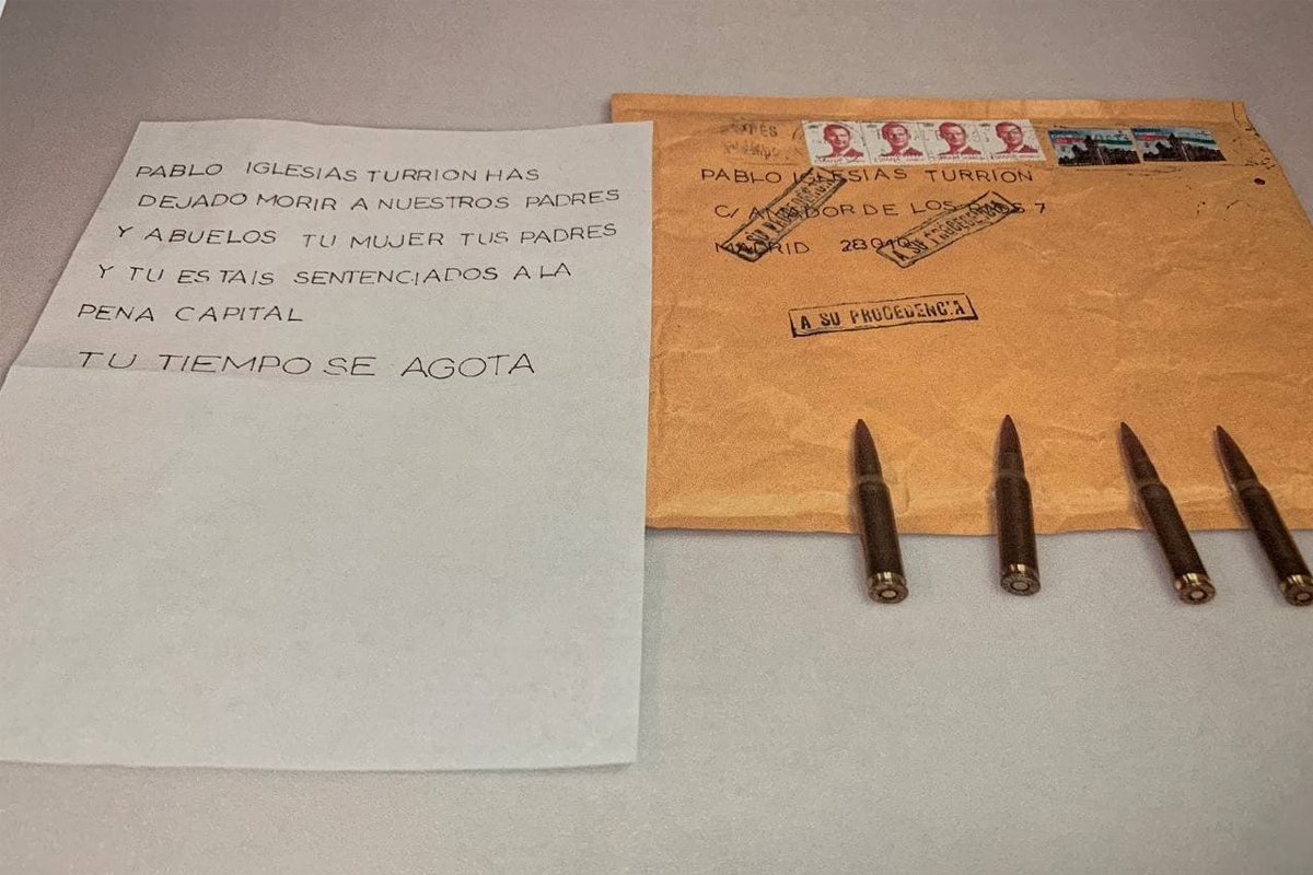 Las cuatro balas enviadas a Pablo Iglesias.